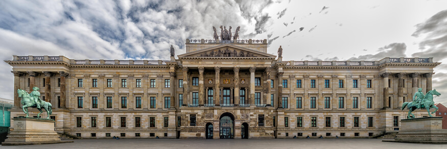 Ein Panorama des Braunschweiger Schloss.